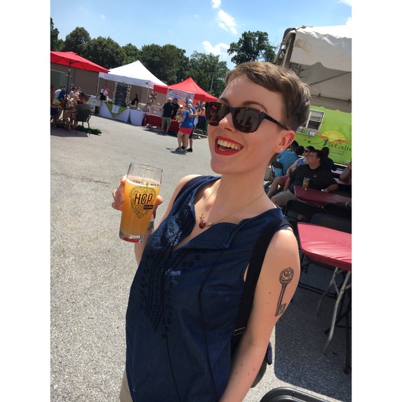 Meet your Posher, Elliott - Picture 7 of 8